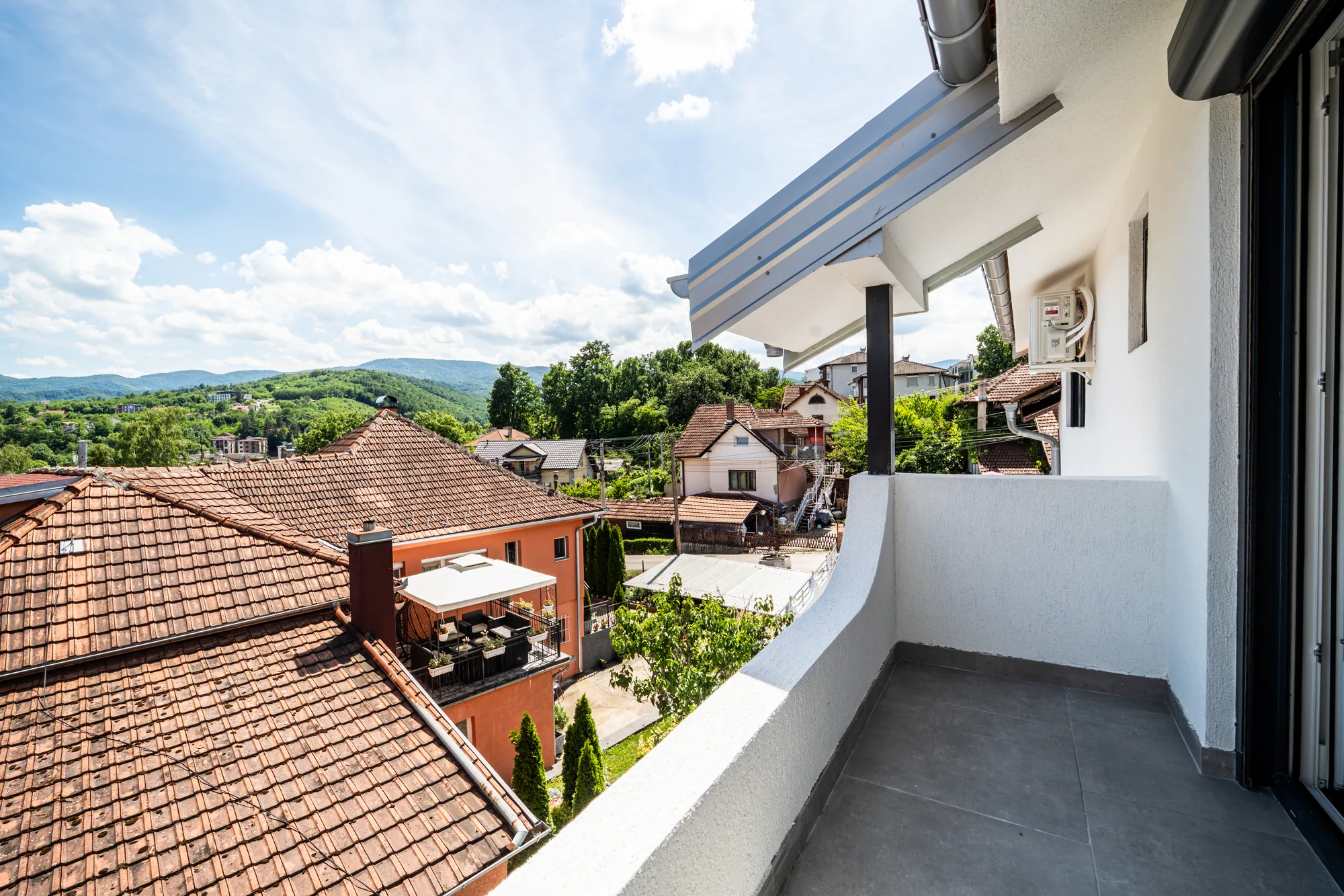 Terasa sa pogledom na Banju