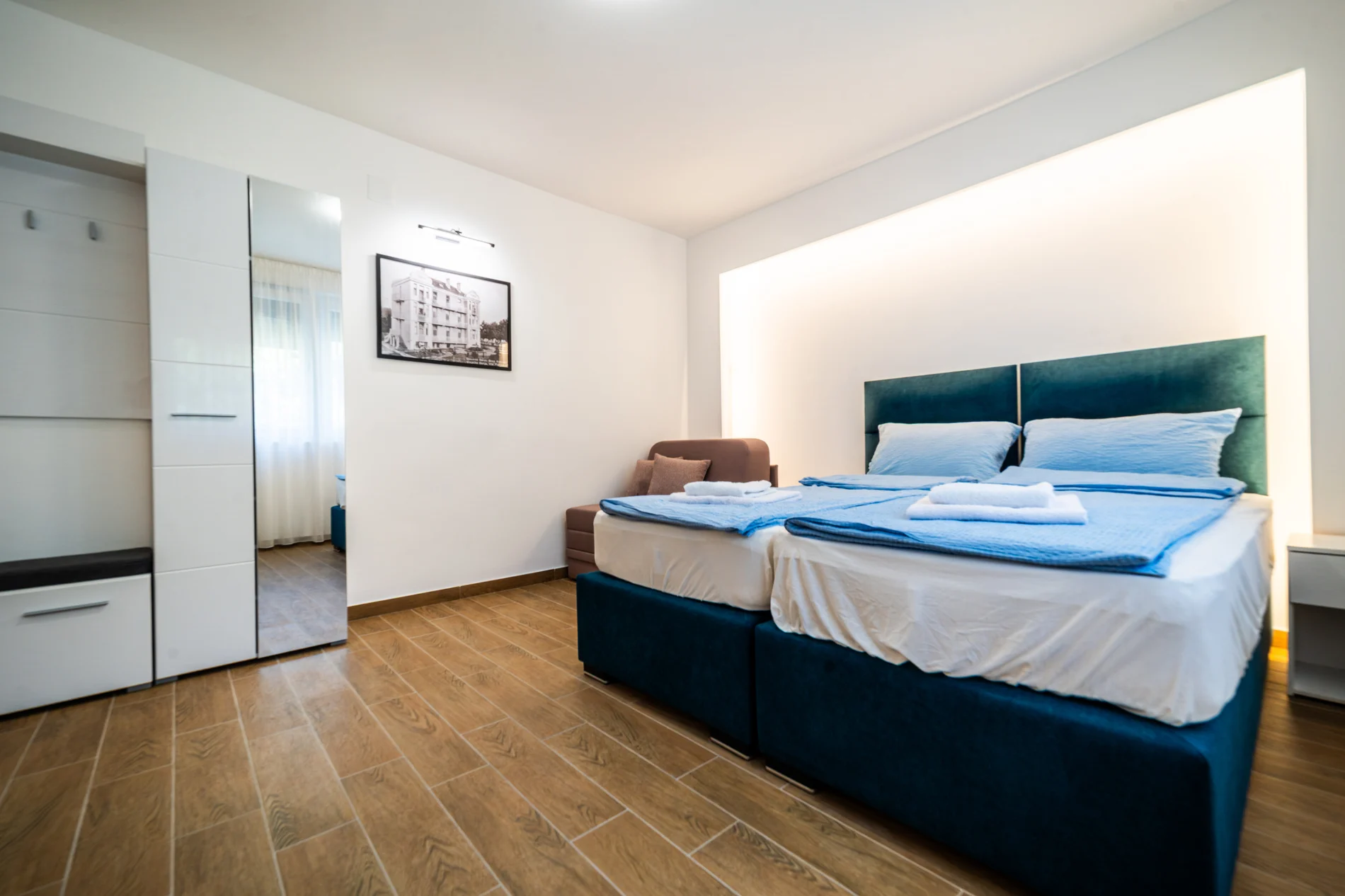 Moderan i miran prostor apartmana